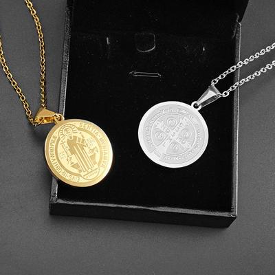 Kapłan Medal Krzyż Katolicki Wisiorek Święty Benedykt Egzorcyzmy Bóg Medal Naszyjnik