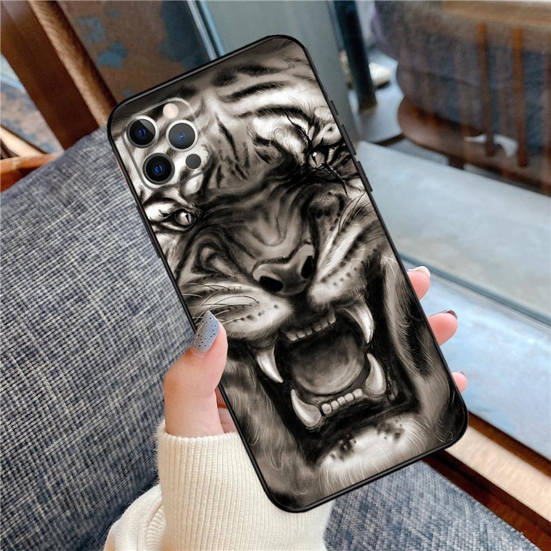 Ferocious Tiger Animal Phone Case For iPhone 16 15 14 12 11 13 Pro Max 12 13 Mini XR 15 16 Plus 16e Cover Shell