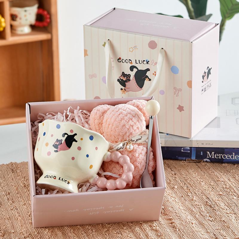 Hochwertige Cartoon-Keramiktasse Geschenk: Niedliches Mädchen-Design, Weihnachtssouvenir, Wasserbecher in Geschenkbox