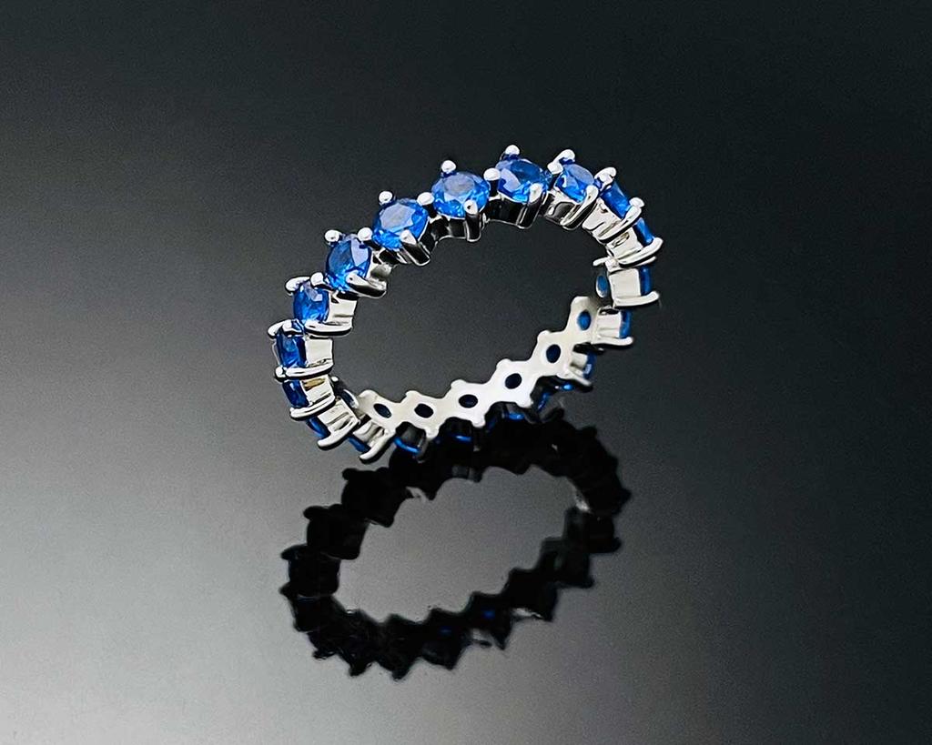 Wooing 4-Prong 3Mm Silver Compass Layering Ring Burma Sapphire Blue Stone
