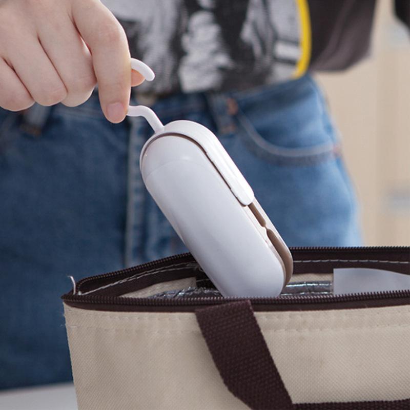 Mini Sealing Machine Portable Heat Sealer Plastic Package Storage Bag Handy Sticker And Seals For Food Snack Kitchen Accessories