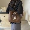 Mode Damen Tragetasche mit großem Fassungsvermögen Neue vielseitige Umhängetasche Freizeittasche