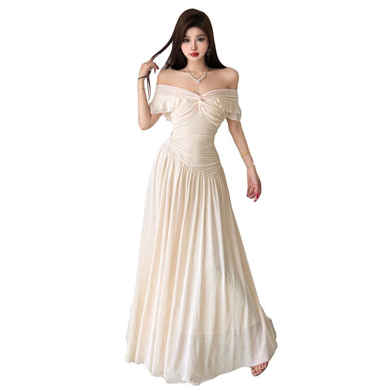 2026 European and American French gentle wind one-word shoulder off-the-shoulder suspender summer new waist and thin high-end dress