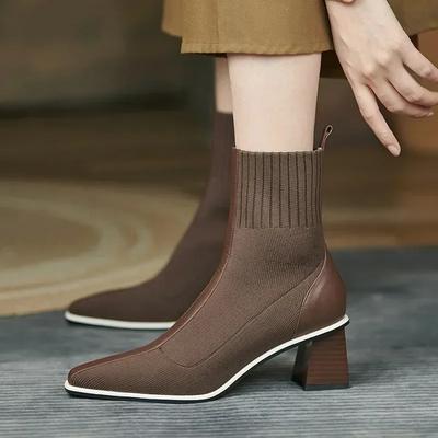 Stivaletti calzino da donna 2025Nuovi stivaletti alla caviglia a punta quadrata Scarpe da donna alla moda Tacco grosso e spesso Stivaletti corti in maglia britannica