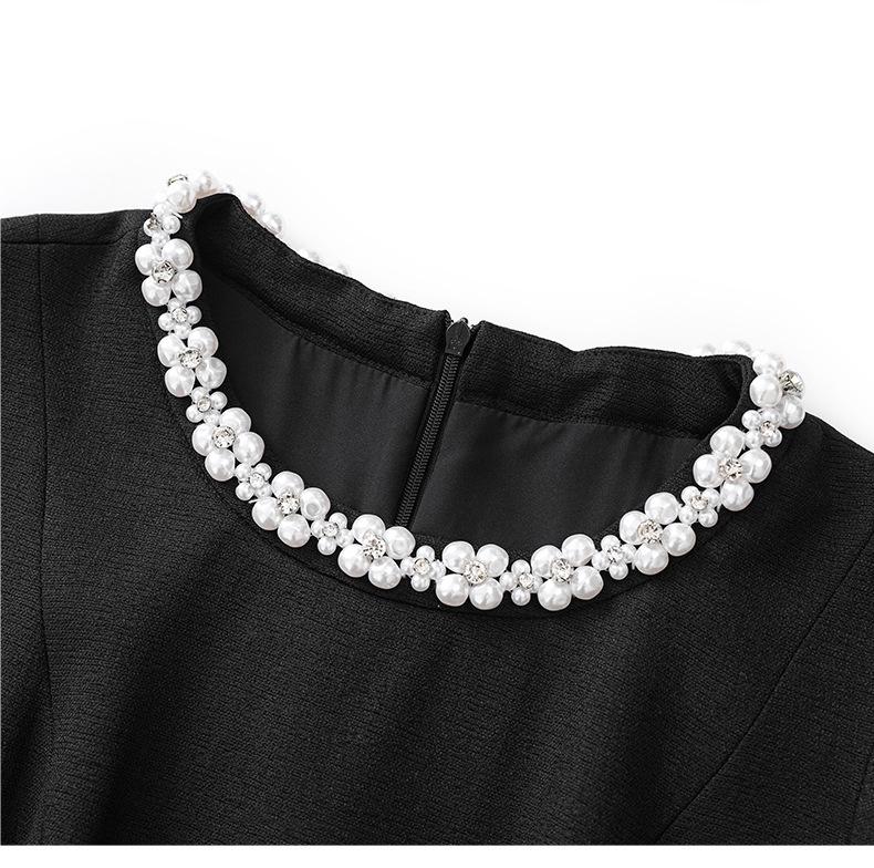 Elegant Checkered Beaded Waist-Hugging Women's Dress