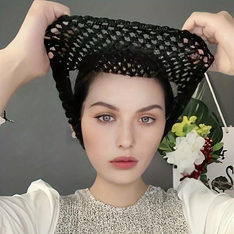 Stylová černá krajková čelenka: Základní a módní kousek pro každodenní nošení