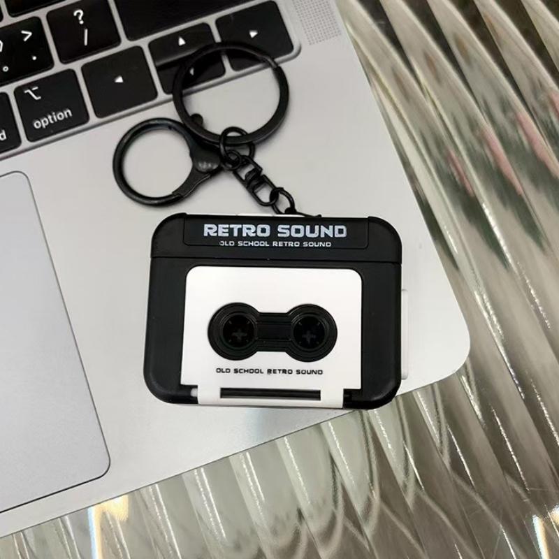 

Retro Cassette Recorder Tape Recorder Keychain Mini Recorder Player Keyring Car Keychains Music Box Pendant for Couple Friends