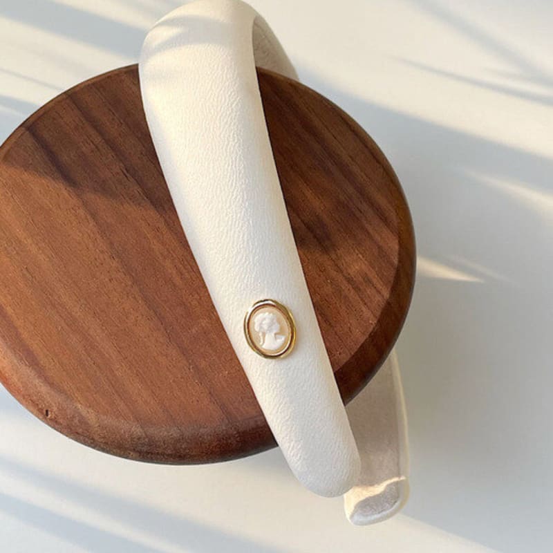 oar Cameo Satin Volume HairBand [White]