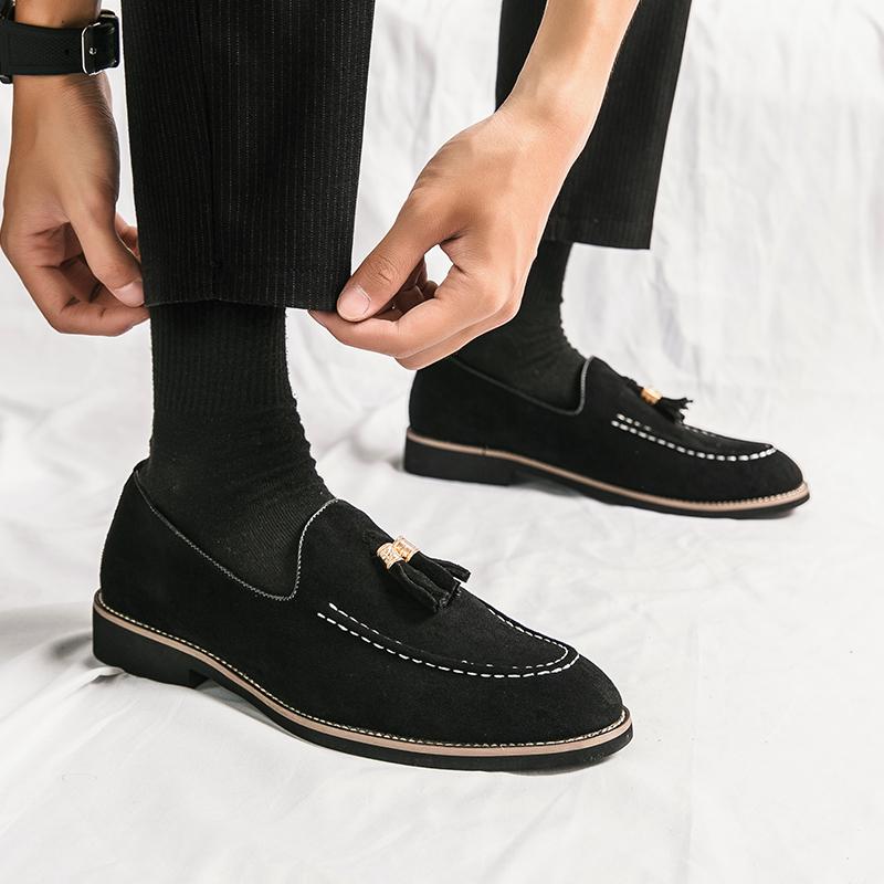 Fashion Leisure and Fashionable Tassel Shoes Men Suede Simple and Versatile Casual Formal Shoes British Style Sizes 38-47 Men Shoes