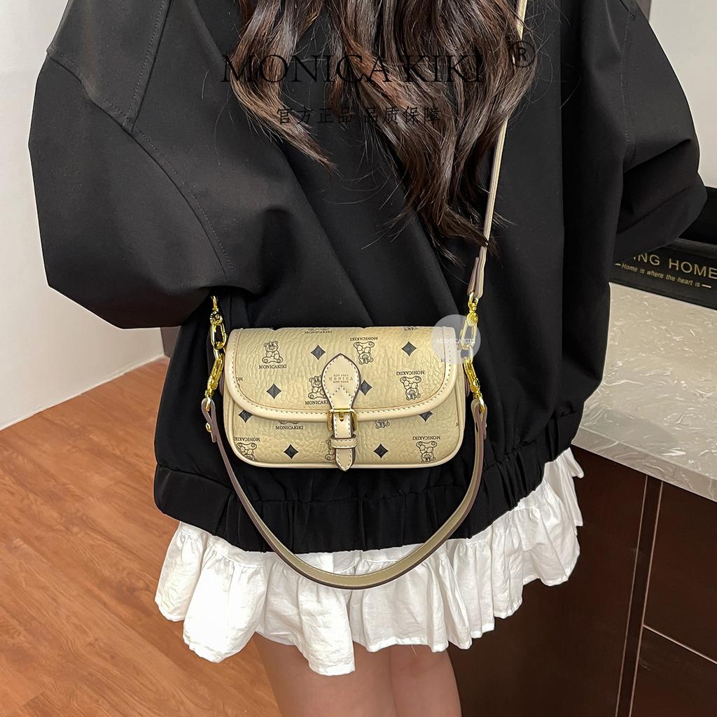 Cartoon bear printed small square bag versatile bag women's 2025 new retro old flower high-end single shoulder messenger bag