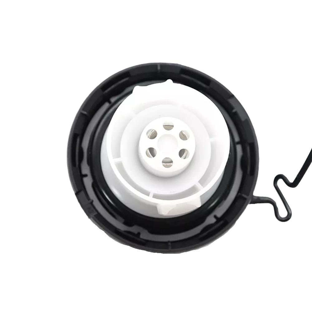 Gas Fuel Cap Replacement 77300-47010 Fuel Tank Cap for Lexus ES300 ES330 GS300 GS350 Camry Prius