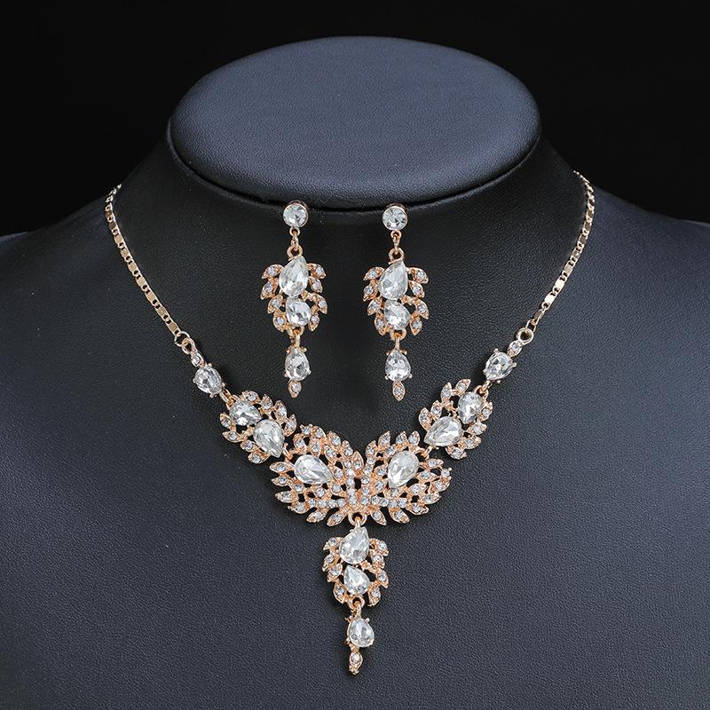 Manufacturer wholesale European and American necklaces, earrings, two-piece set, bride retro high-end design, new models for special