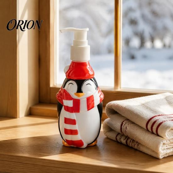 Empty Lotion Bottle 350ML Christmas Soap Dispenser, Santa Claus Tree Penguin Shape Refillable Dispenser Bottle, Plastic Pump for Hand Soap, Decorative