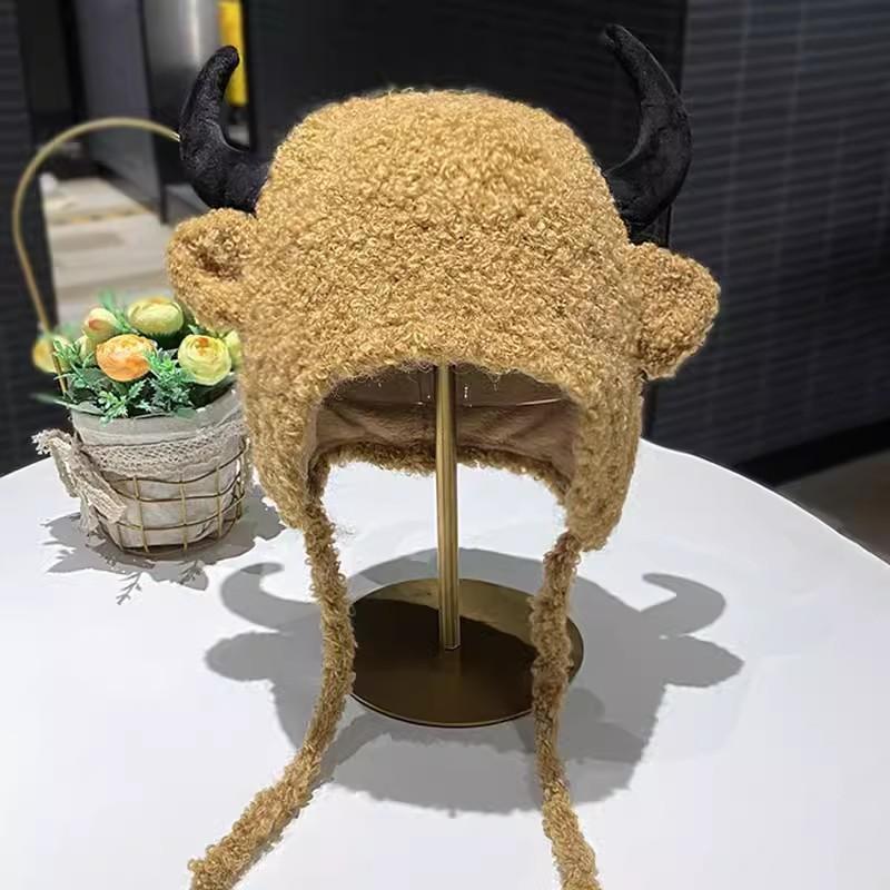 Mei Funny Bull Head Plush Lei Feng Hat, Women's Winter Warm Ear Protection, Windproof and Cold Riding Bull Devil King Hat