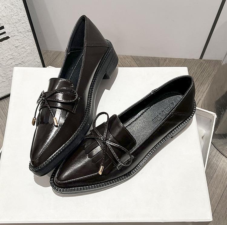 Mocassins rétro pour femmes à semelles épaisses et bout pointu en cuir, Plus velours, Tailles 41-43