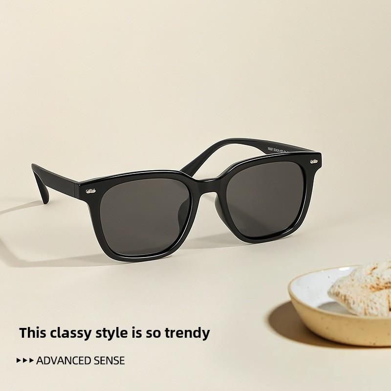 Fashionable and Avant-garde Bicycle Sun Protection Unisex Sunglasses, Cool Personality, UV Resistant and Durable Sunglasses