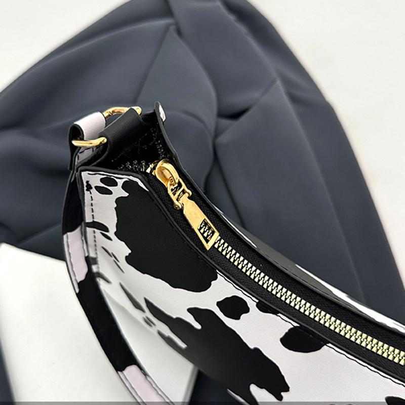 Women's Underarm Bags Autumn and Wibnter Trendy Shoulder Bag Cute Simple Handbags and Purses Female Travel Small Totes