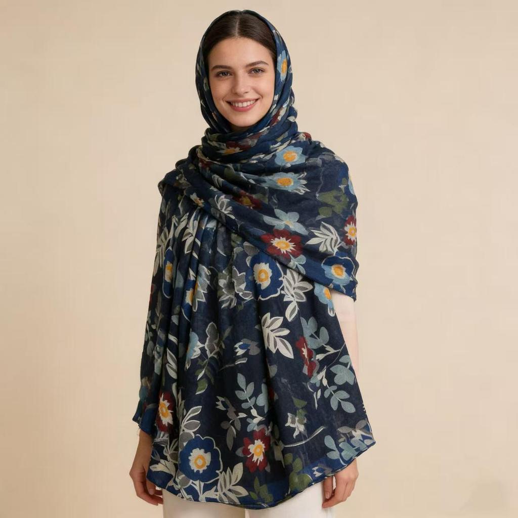 Foulard in Seta Floreale Stile Coreano: Sciarpa da Donna Leggera, Calda e Versatile Autunno/Inverno