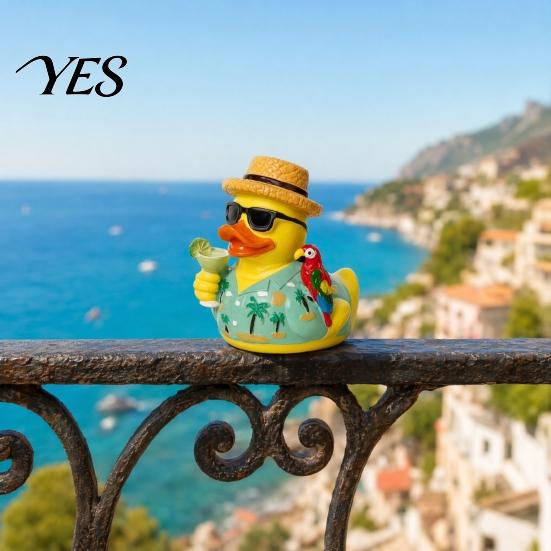 Resin Summer Decoration Beach Duck Figurine, Vacation with Sunglasses, Weather-Resistant Compact Ornament for Indoor Outdoor Garden Party &