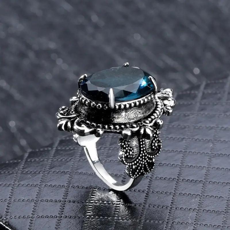 Huitan Carved Pattern Vintage Women Rings with Oval Blue CZ Stone Retro Female Rings for Party Chic Anniversary Gift New Zircon