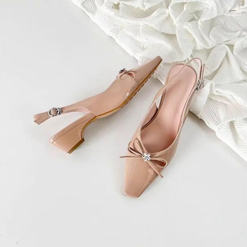 Water Diamond Thick-heeled Flip-flops Are Feminine Square-toed Shoes