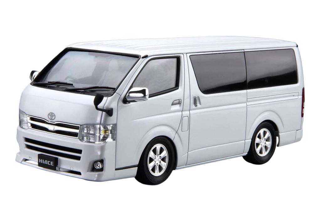 Aoshima Bunka Kyozai The Model Car Toyota TRH200V Hiace Super GL Scale Plastic Model (AOSHIMA) '10 1/24