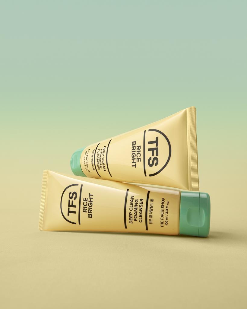 The Face Shop Clear Rice Mild Alkaline Foam Cleanser 100ml