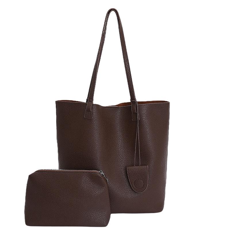 

Lychee Grain Large Capacity Retro Tote: Versatile Autumn/Winter Shoulder Bag for Everyday and Mother-Child Use