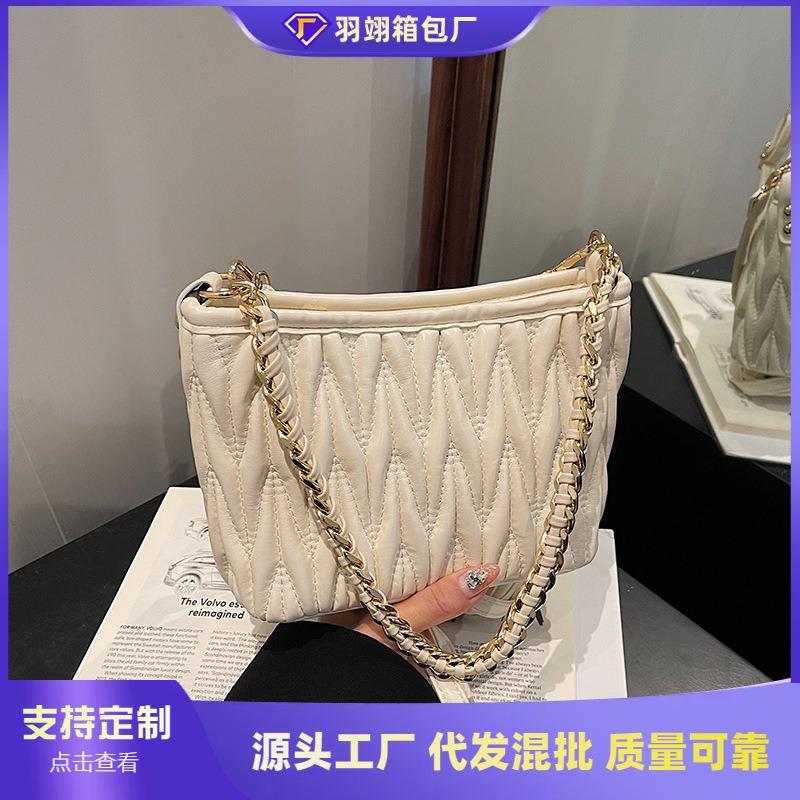 Summer high-end messenger small bag women's new pleated chain bucket bag shoulder handbag