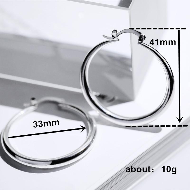 Simple and Smooth Earrings for Women's Jewelry