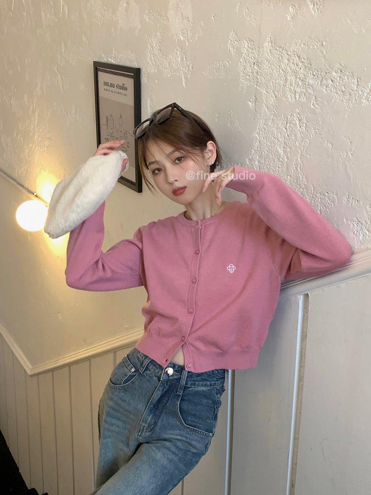 Raspberry Knitted Cardigan for Women: Korean-Style Sweater for Petite Girls, Perfect Pink Layer for Spring & Autumn