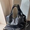 Soft Leather Commuter Tote Bag Women's Large Capacity 2026 New Casual Simple Texture Shoulder Armpit Bag