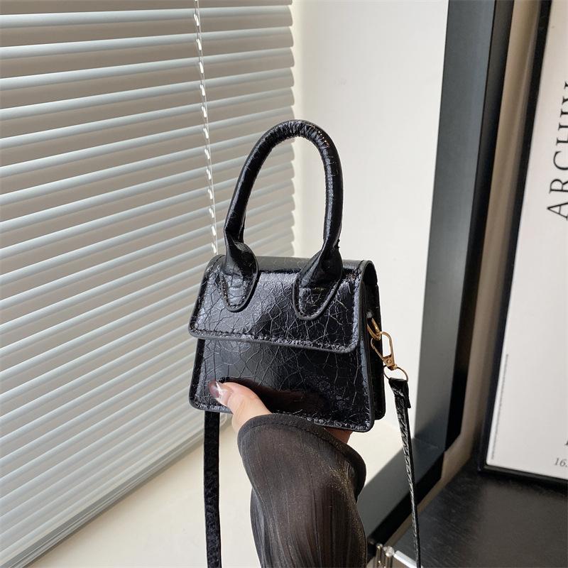 New portable high-end fashion and beauty simple retro casual mini shoulder messenger bag