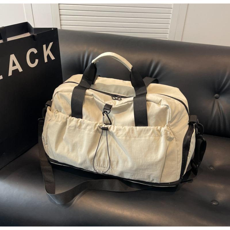 Large capacity messenger business travel luggage women's new leisure sports fitness portable short-distance travel bag