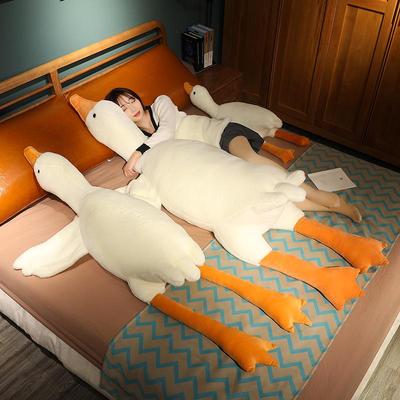 Peluche d'oie blanche populaire - Oreiller et poupée créatifs pour la Saint-Valentin