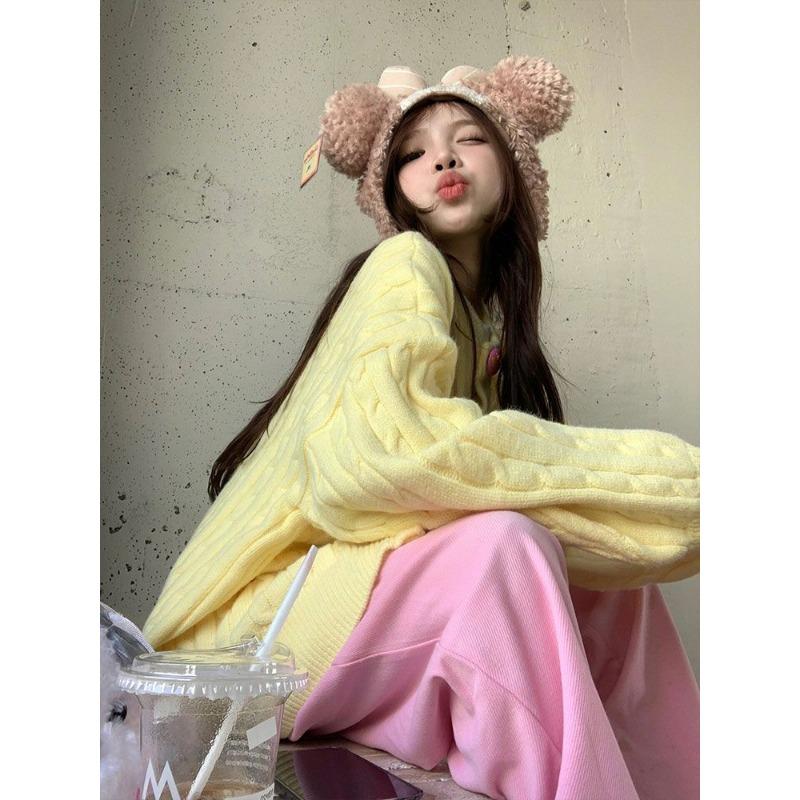 Sladký stárnoucí usměvavý obličej Smažené těstové kroucenky Vyšívaný svetr pro ženy na podzim zimu Nový volný líný styl Dlouhý rukáv Cardigan svetr pro ženy