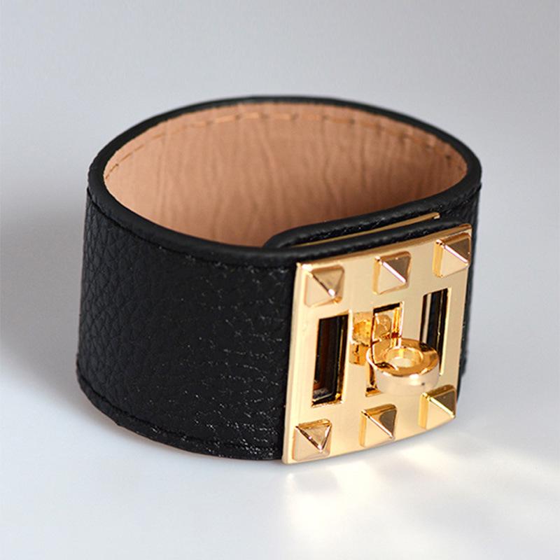 European & American Fashion PU Leather Wide Band Rotating Buckle Bracelet