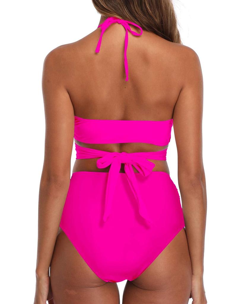 A Lady's Cross-waisted Two-piece Bikini Is Sexy