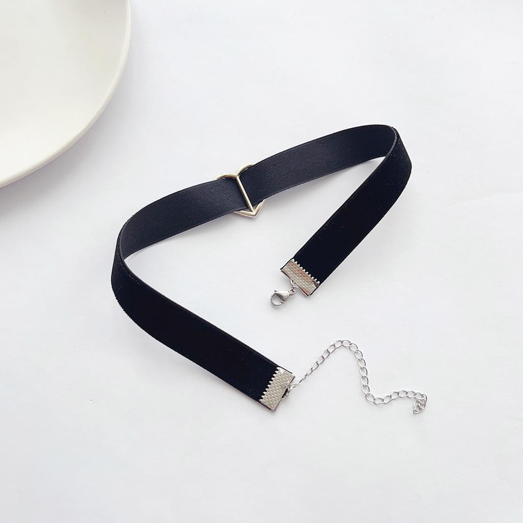 Simple vintage black velvet with love choker neck with collar neck ring Choker necklace for women