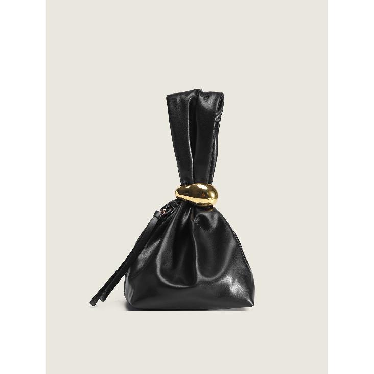 Нишевый дизайн Сумка-облако с морщинками 2025 Модная ретро-мода Ручная сумка-ведро для женщин Легкая роскошная ручная сумка-цзунцзы чёрный