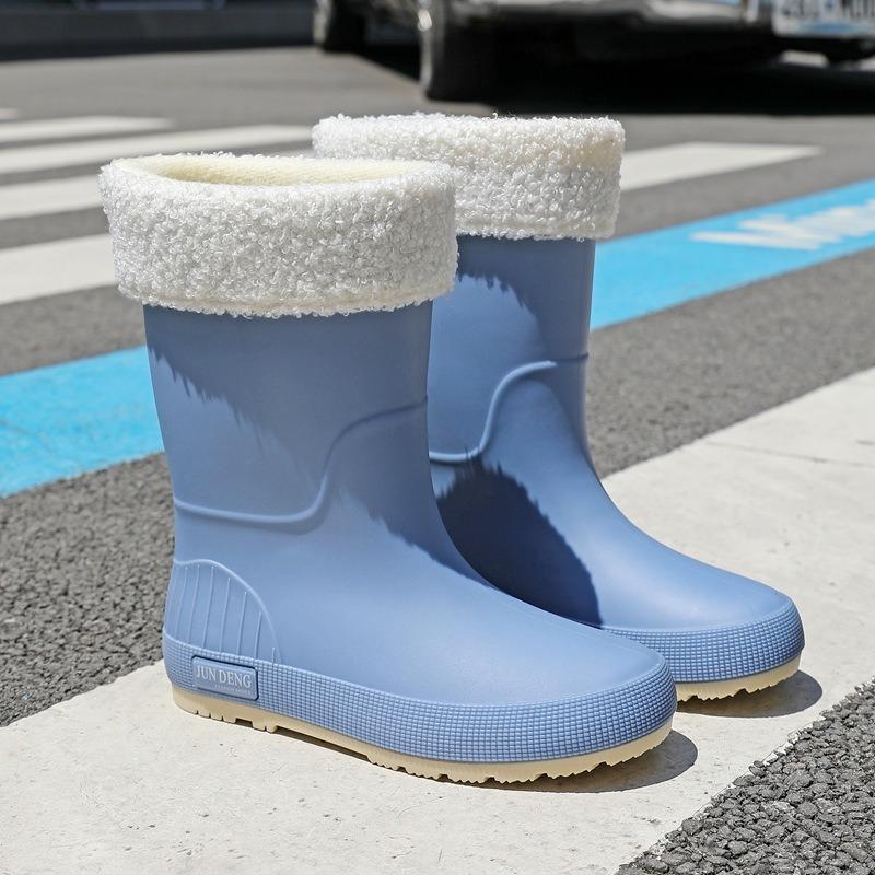 Fashion Women's Rain Boots Outdoor Wading Shoes Medium Tube Thickened Rain Shoes Non-slip Soles Women's Water Shoes Rubber Shoes Kitchen Water Boots