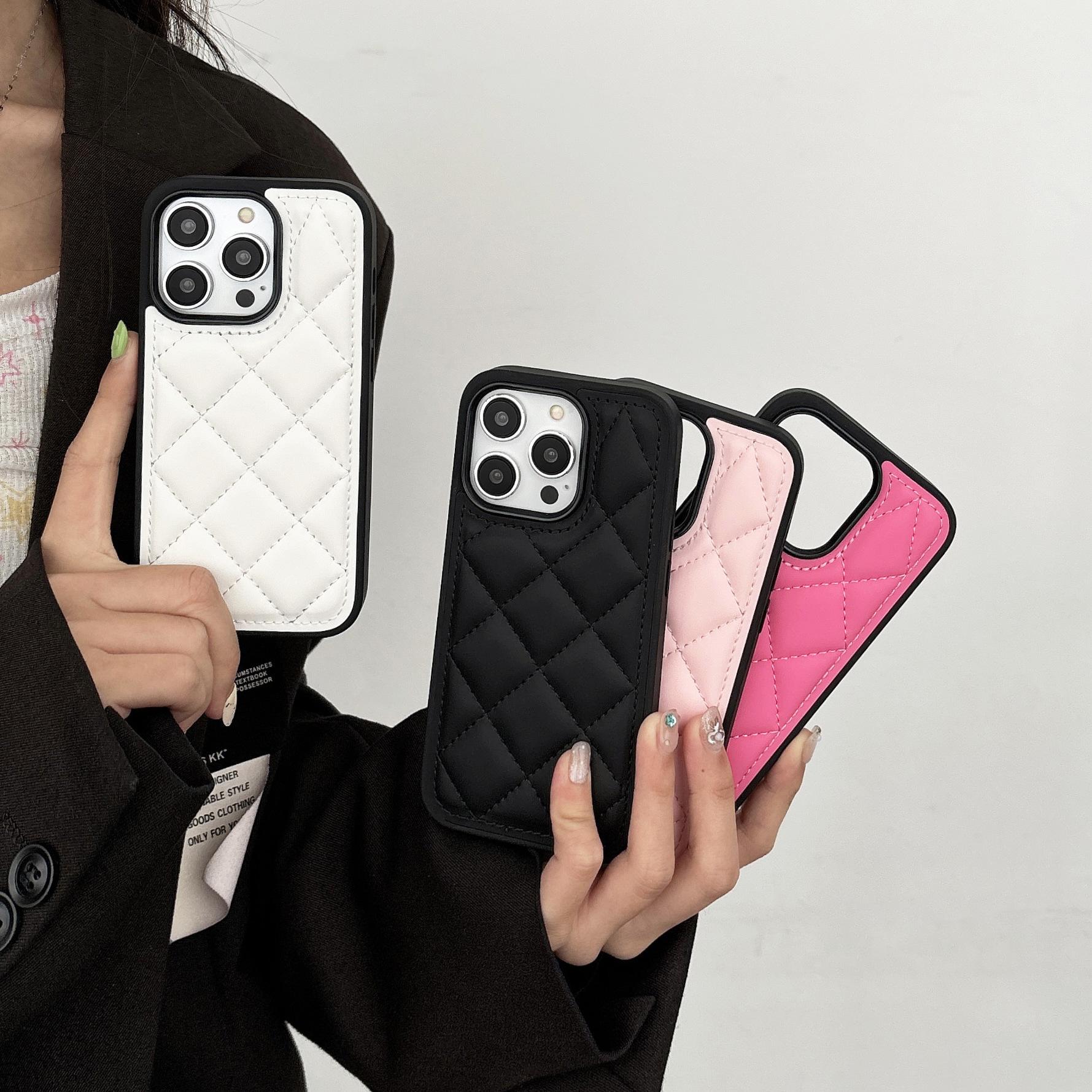 

Suitable for Apple 16, Diamond-shaped Down Jackets, IPhone 15/14/13/12, Pro Max Phone Cases, and Small Fragrance Style iPhone16 чорний