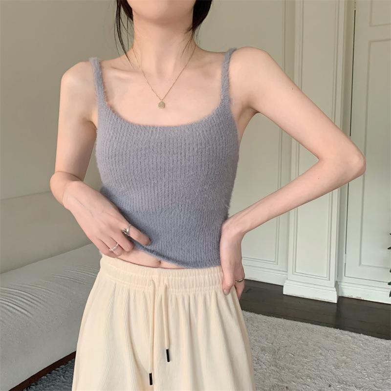 Woolly Knit Camisole for Women In Autumn and Winter with A Thick Warm Chest-top Bra Slim-fit Base Top