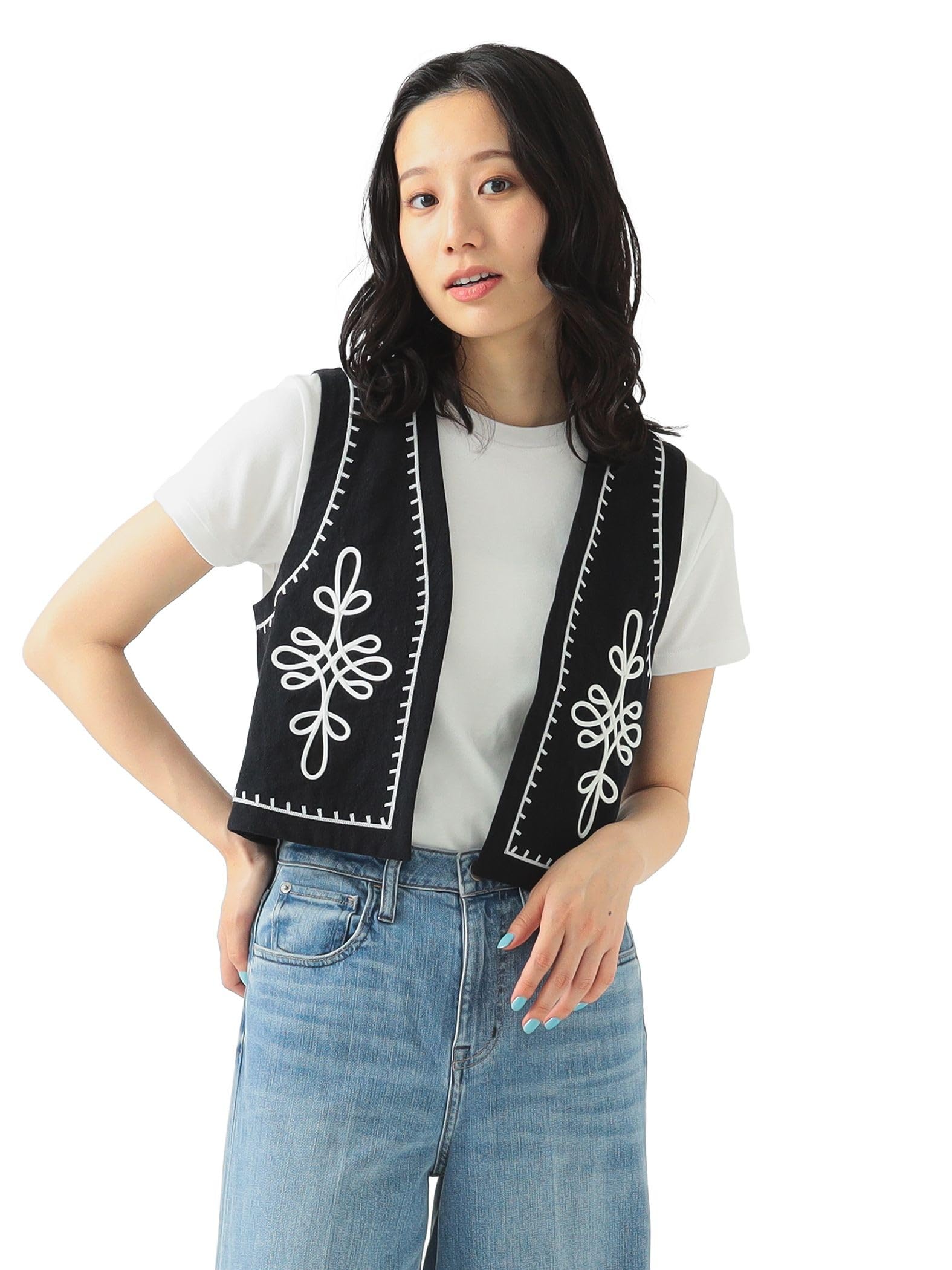 

B:MING LIFE STORE by BEAMS Women s Cord Embroidered Down Jacket/Vest, Black, One Size