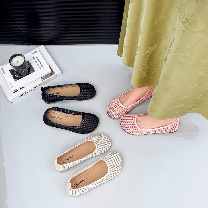 Fashion Korean-style Open-toe Sandals for Women Are Versatile, Casual, Simple, Anti-slip and Thickened Flat Shoes for Moms