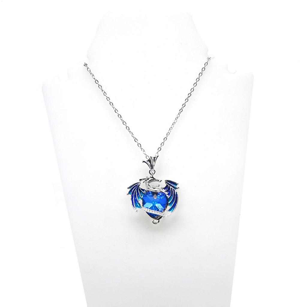 Fliegender Drache Halskette Liebe Geburtsstein Tier Anhänger Halskette Kreativer Schmuck Geschenk Blaue oder Lila Halsketten Accessoires Liebes Symbol