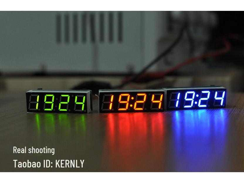 LED digitální hodiny do auta s ukazatelem teploty