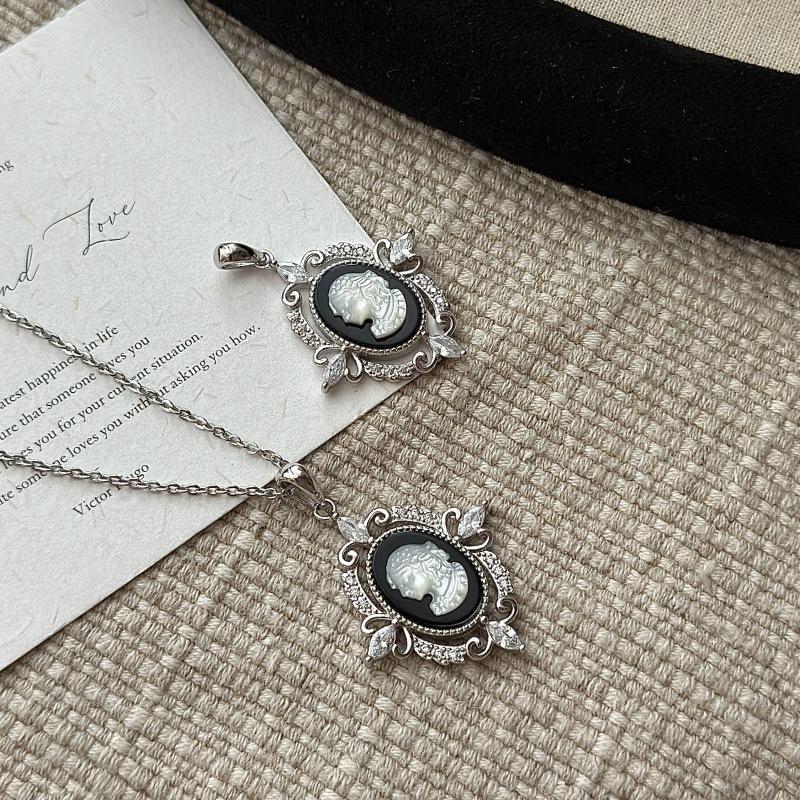 

S925 Sterling Silver Niche Design Sense Cameo Portrait Simple Necklace Korean Style Fashion Collarbone Chain 925 silver