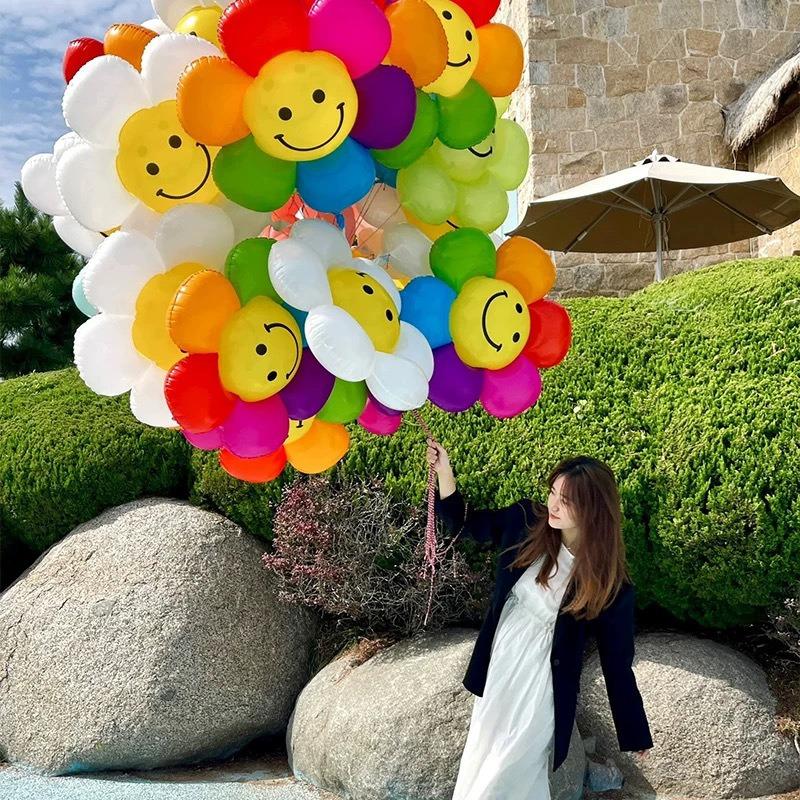 Large White Colorful Daisy Sunflower Aluminum Film Balloons for Outdoor Picnic, Wish Release and Photo Shooting Balloons