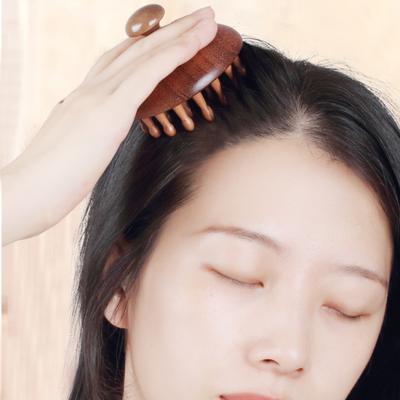 Sandelholz Kopfhautmassagekamm mit ergonomischem Griff, runden Kopfzähnen, antistatisch, Haarwachstum